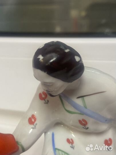 Статуэтка фарфоровая «Садко с Золотой Рыбкой»