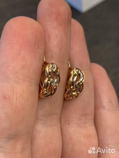 Серьги золотые
