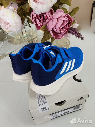 Новые лёгкие Дышащие кроссовки adidas 33,5