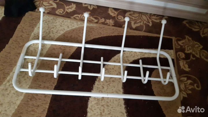 Вешалка в прихожую