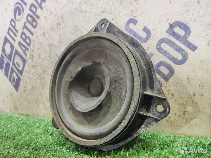 Динамик задний левый Toyota Avensis универсал 1.8