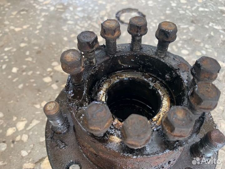 Ступица задняя УАЗ Патриот 23632 пикап 409040 2011