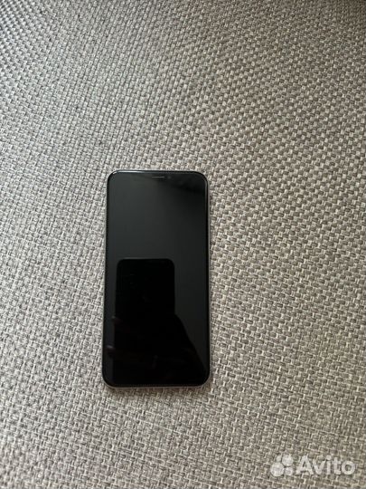 iPhone X, 64 ГБ