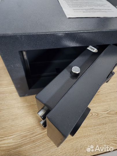 Огневзломостойкий сейф Onix Tantalum NTF-32ME