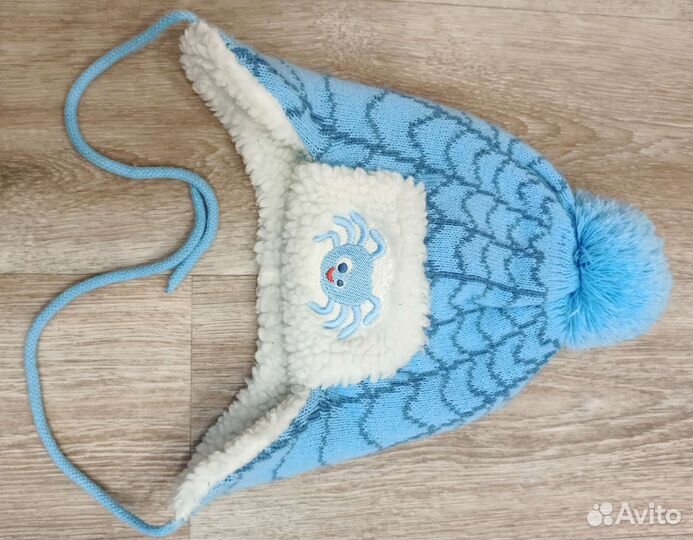 Зимняя детская шапка