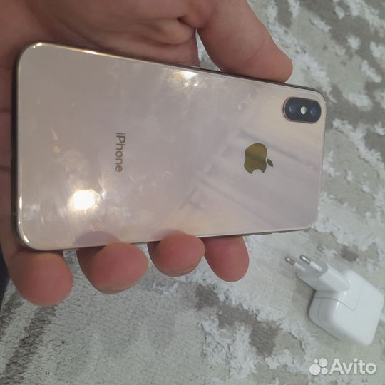 iPhone Xs, 64 ГБ