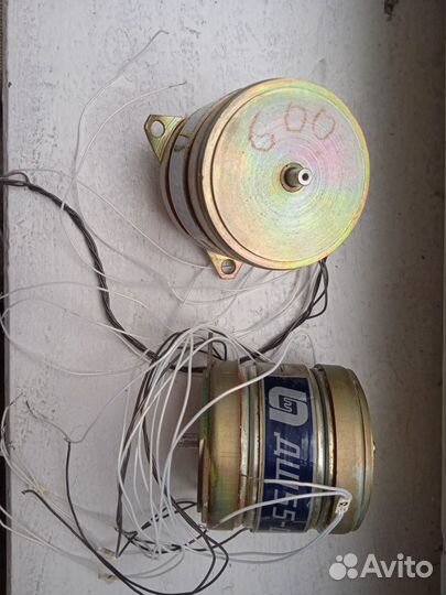 Двигатель шаговый дш 55-0,06