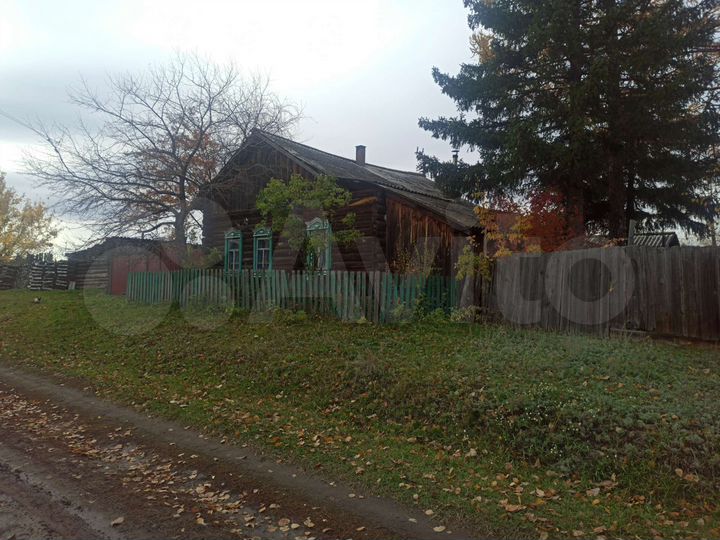 Дом 59 м² на участке 50 сот.