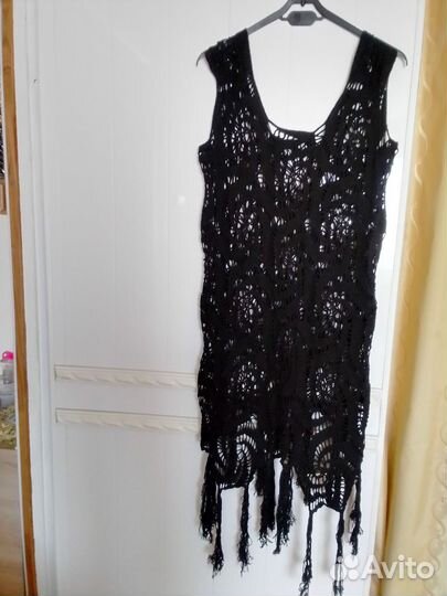 Платье вязаное