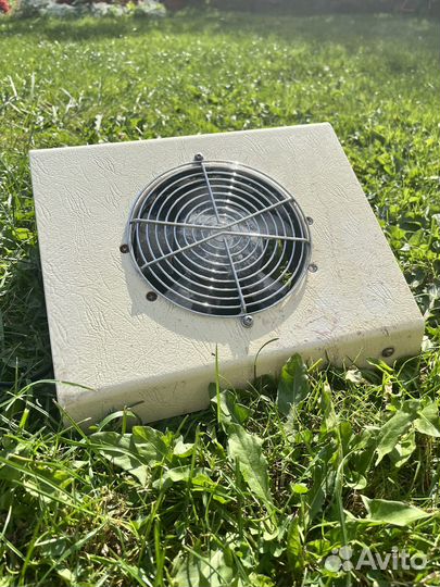 Маникюрный пылесос бу