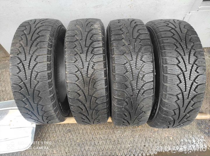 Bridgestone Ice Cruiser 5000 225/50 R17 82