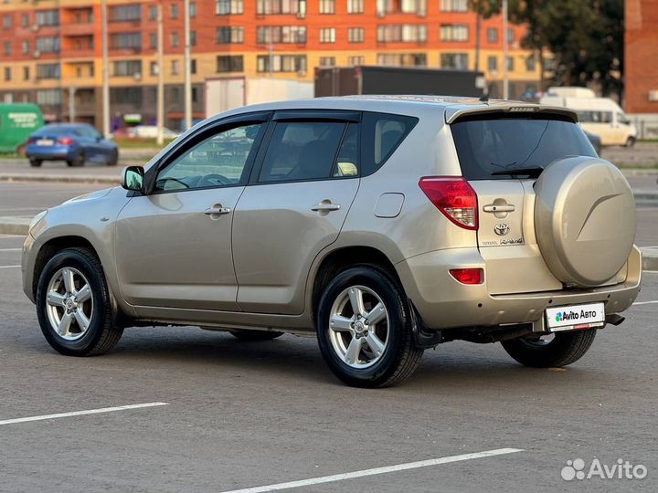 Toyota RAV4 2.0 AT, 2007, 250 000 км