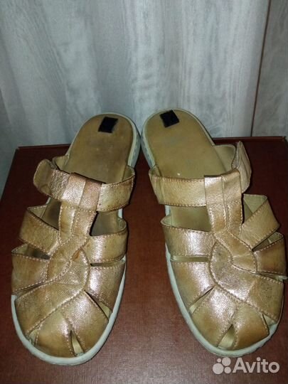 Сабо/ шлёпанцы/ сланцы Caprice