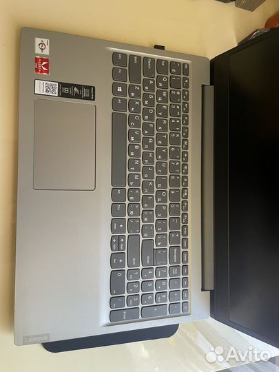 Ноутбук lenovo