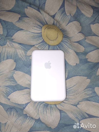 Apple magsafe battery pack