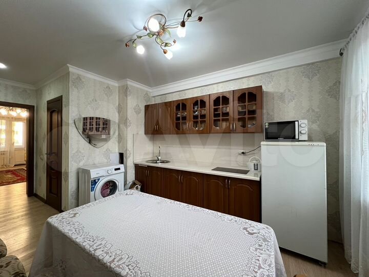 2-к. квартира, 60 м², 6/10 эт.