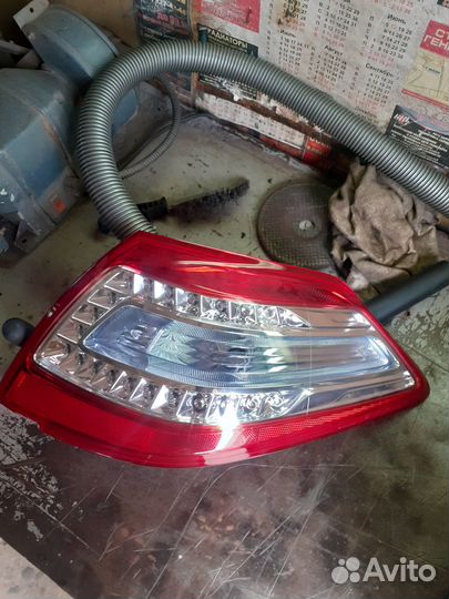 Задний правый фонарт нисан тиана J32 рестайлинг