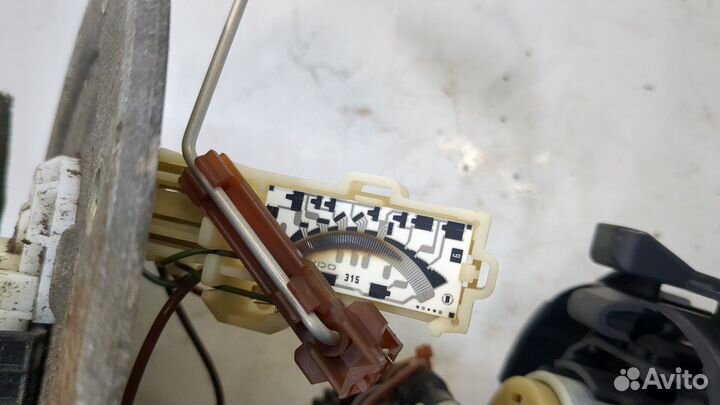 Насос топливный электрический BMW 7 E38