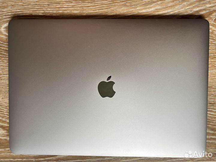 Топовый Apple Macbook Pro 15 2017 i7 16 512