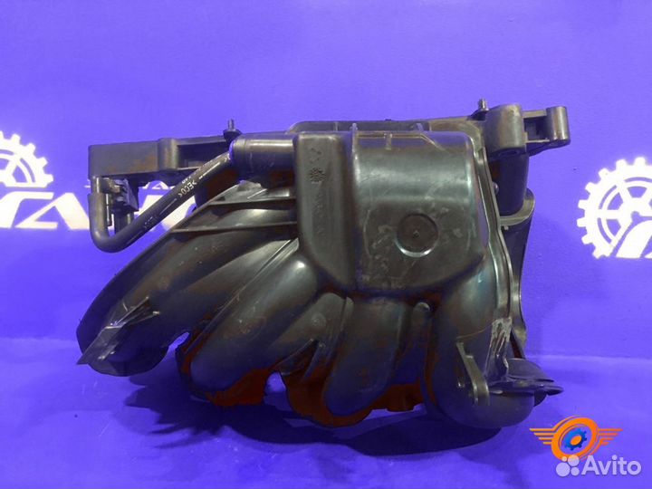 Коллектор впускной Ford Fusion хетчбэк fxjb 1.4L