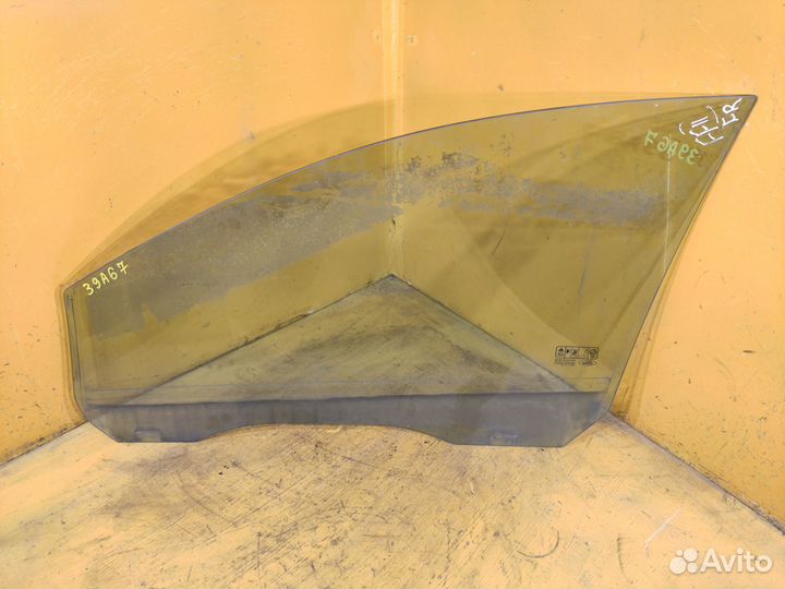 Стекло переднее правое для Ford Focus II