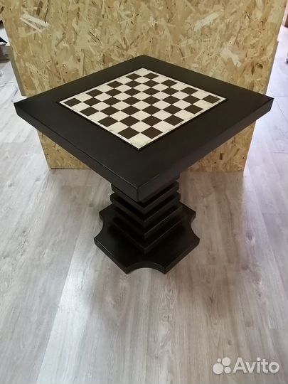 Стол шахматный