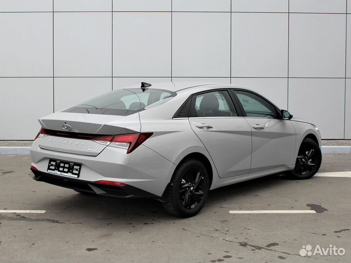 Hyundai Elantra 1.6 AT, 2021, 105 км