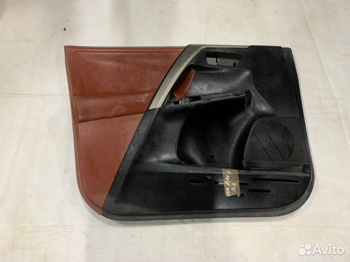 Обшивка двери передняя левая Toyota Rav4