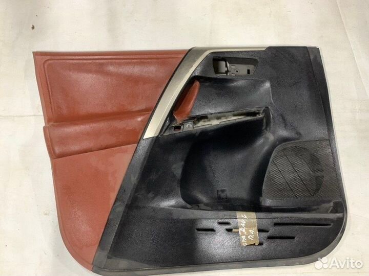 Обшивка двери передняя левая Toyota Rav4