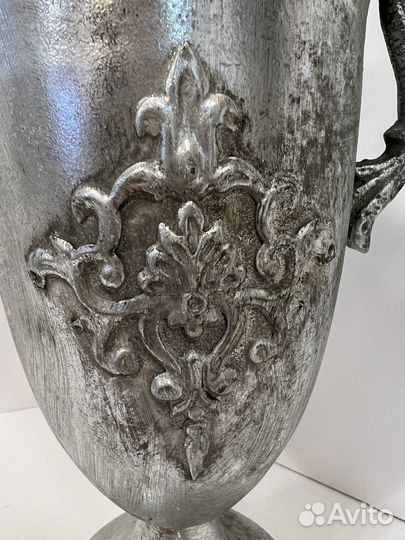 Ваза металлическая