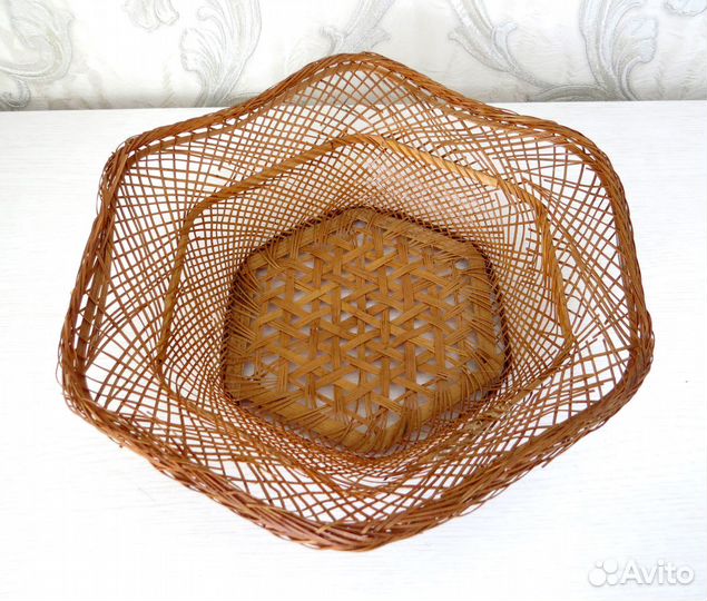 Корзинка плетеная для подарков или интерьера