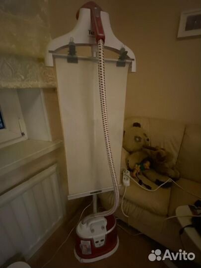 Отпариватель для одежды вертикальный