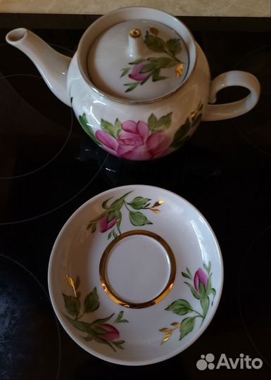 Заварочный чайник Красный фарфорист, Чудово,СССР