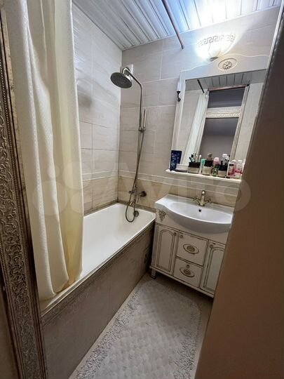 4-к. квартира, 86 м², 4/5 эт.