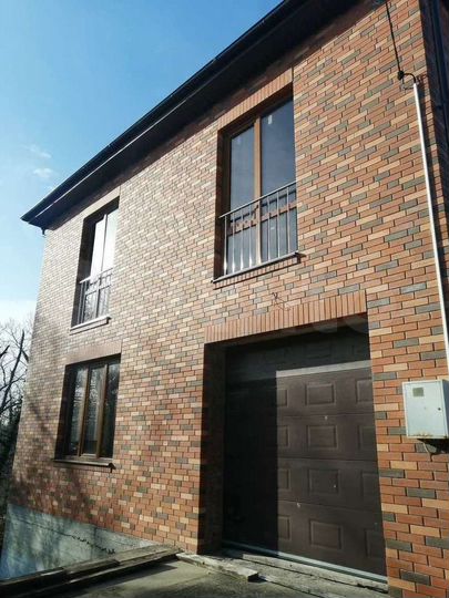 Дом 298 м² на участке 10 сот.