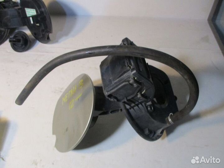 Лючок бензобака Renault Megane 3 KZ1B K4M 2014