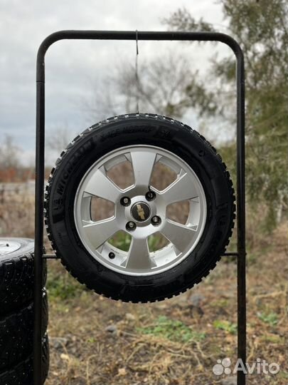 Michelin X-Ice 195/60 R15 92