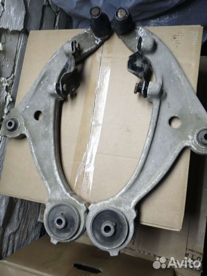 Рычаги передней подвески Ниссан Теана 2012год