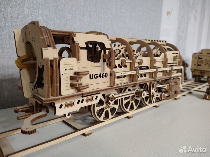 Деревянный конструктор UGears Локомотив с рельсами