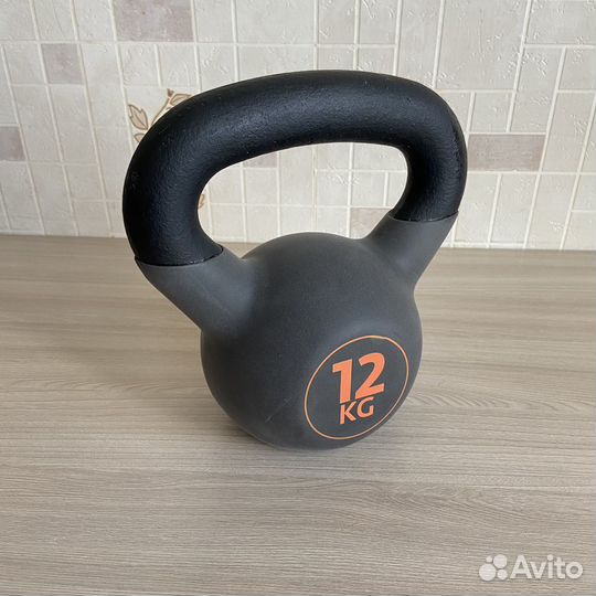 Гиря 12 кг чугунная обрезиненная Torneo