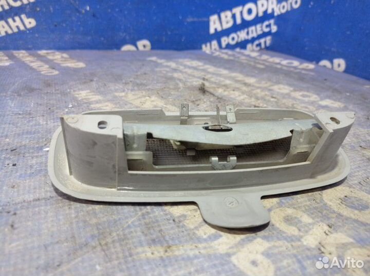 Плафон салона Ford Focus 1 седан 2004