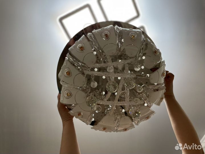 Люстра потолочная