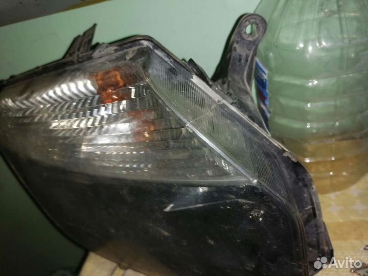 Фара правая на renault duster до 2015