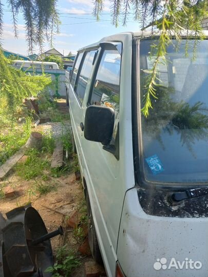 Nissan Vanette, 1988