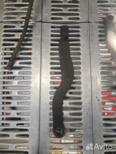 Рычаг поворотного кулака правый/левый камаз 5490