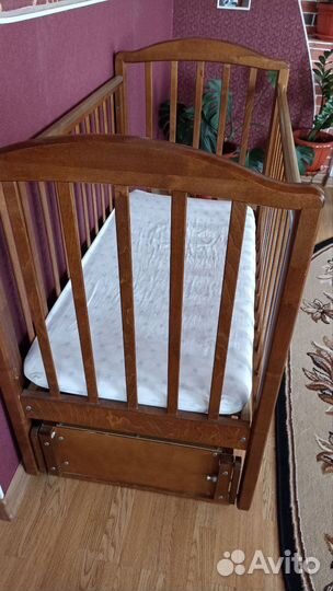 Детская кроватка