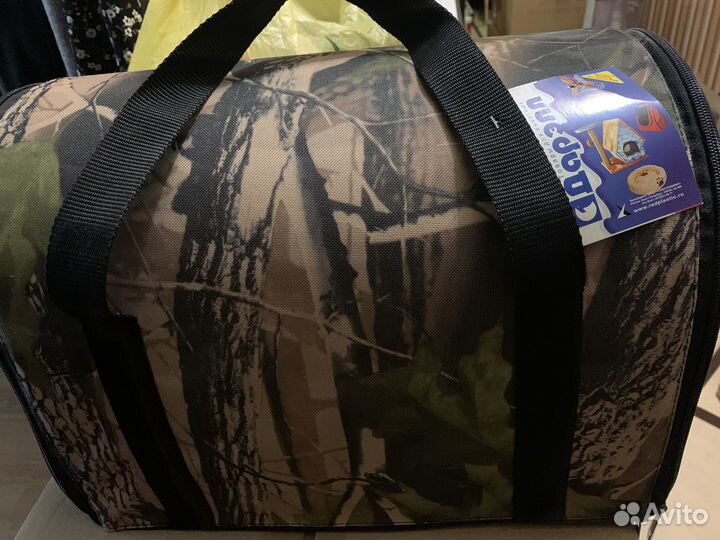 Переноска для кошек и собак