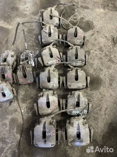 Суппорт перед правый/левый BMW E39 5серия