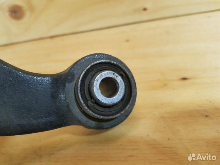 Рычаг подвески лев. зад. mazda axela