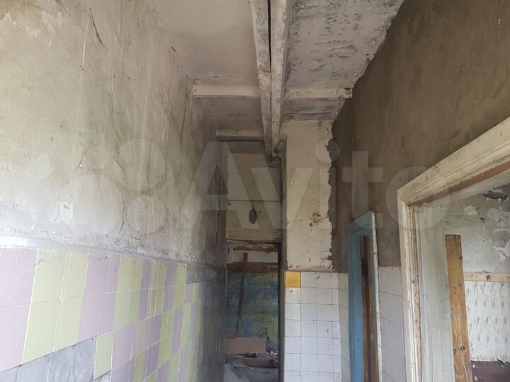 Здание, 6000 м²